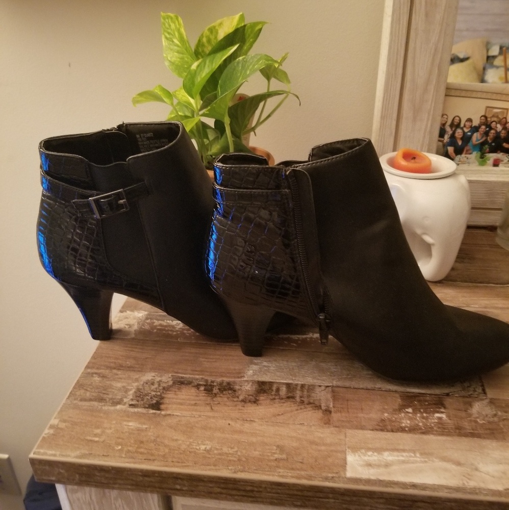 Black boots